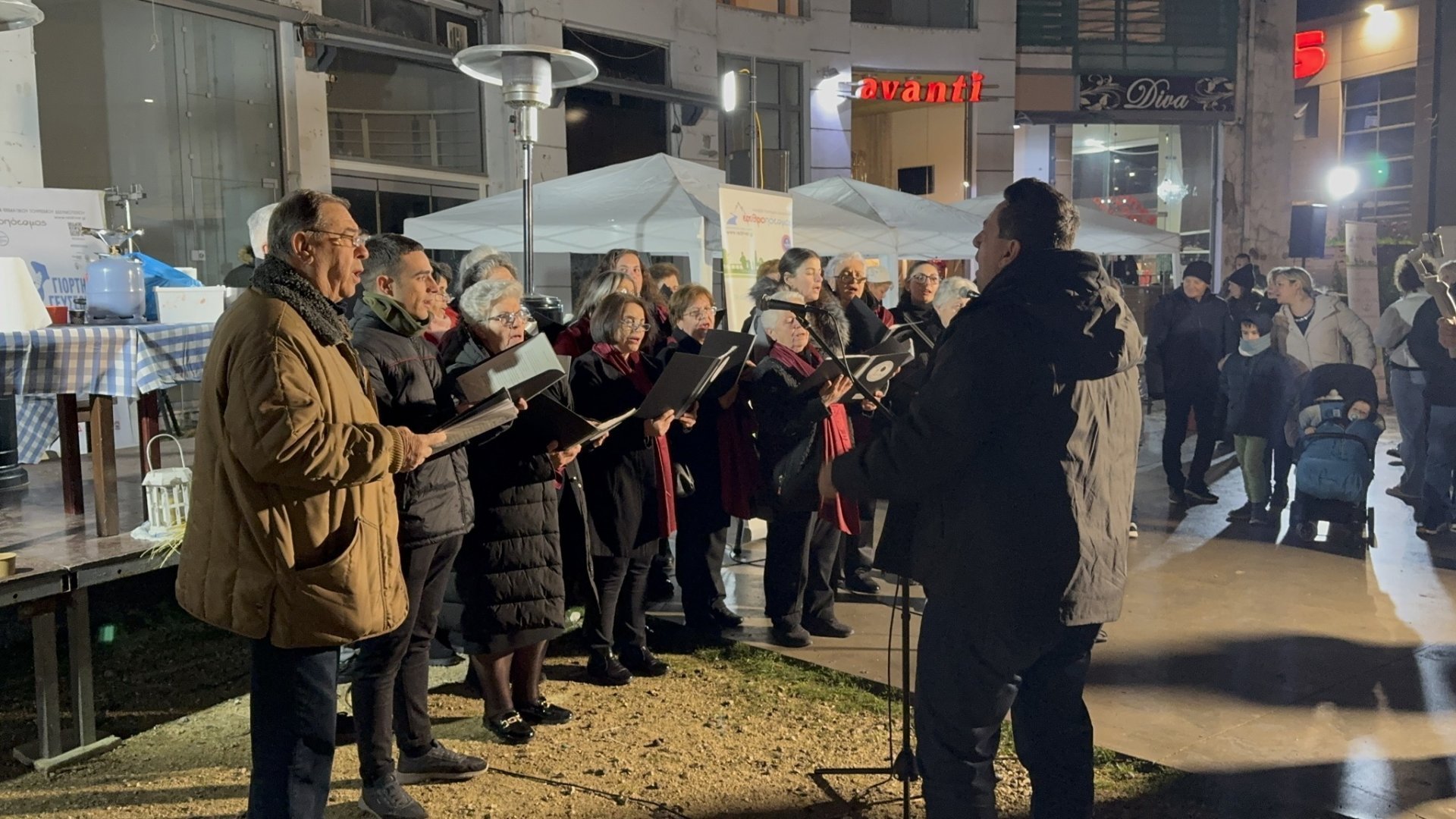 Carols in the city of castles